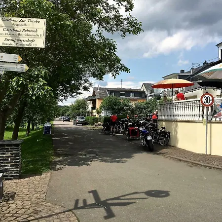 Gaestehaus Hoffmann Bed & Breakfast 3*