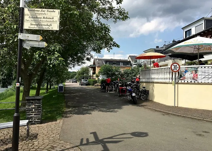 Gaestehaus Hoffmann Bed & Breakfast 3*